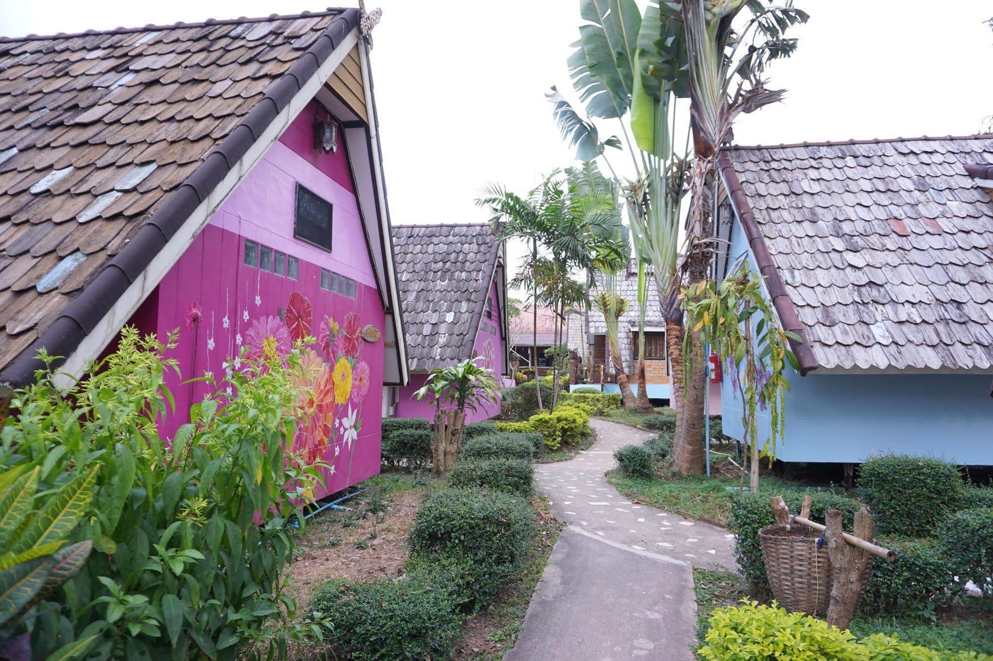 Phurua Bussaba Resort & Spa Loei Exteriör bild