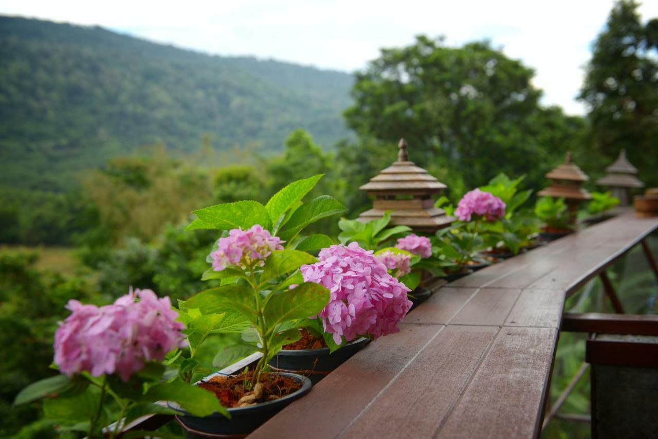 Phurua Bussaba Resort & Spa Loei Exteriör bild